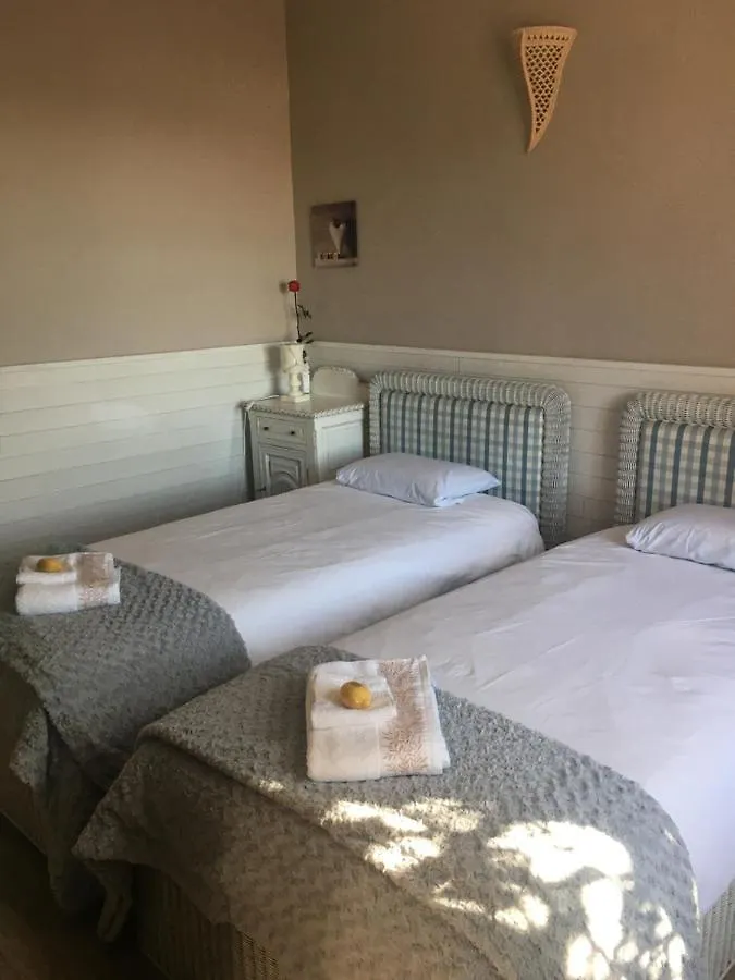 Appartement Central Des Terres Chaudes Proche Bord De Mer Menton 0*,  France
