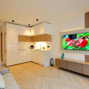  Apartment Gpf1 Monaco # - 6 Persons - Hypercenter - Private Parking - Full Renovated - 2 Bedrooms - Clim - Fast Wifi - Sun And